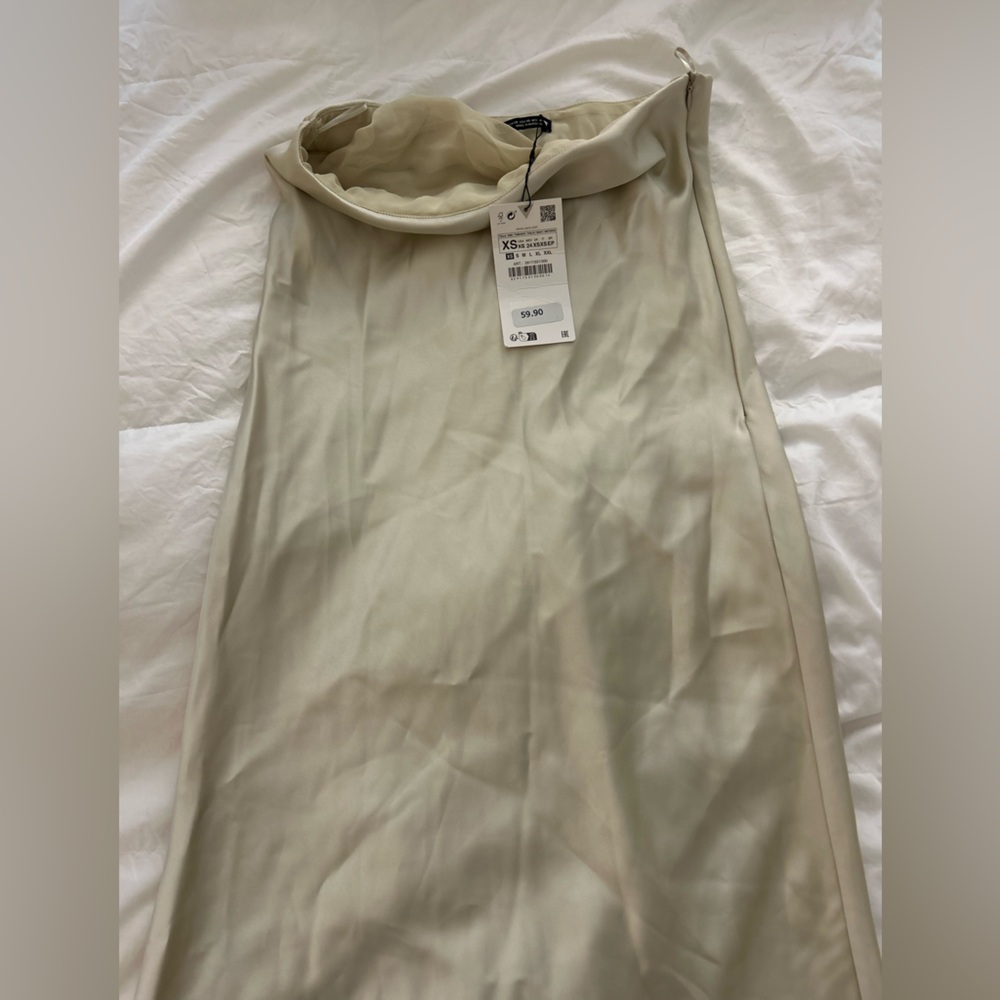 NWT Light Green Strapless Satin Effect Dress - Picture 3 of 3